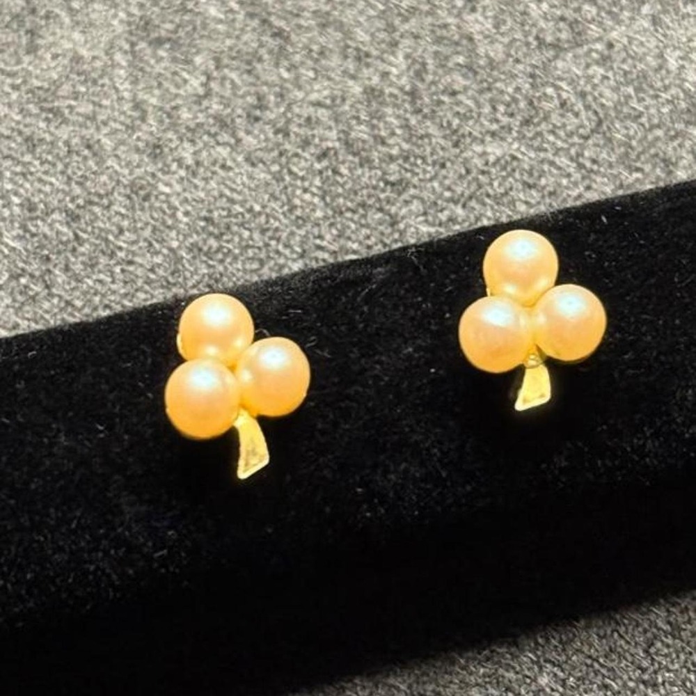 Gold Tone Pearl Clover Stud Earrings